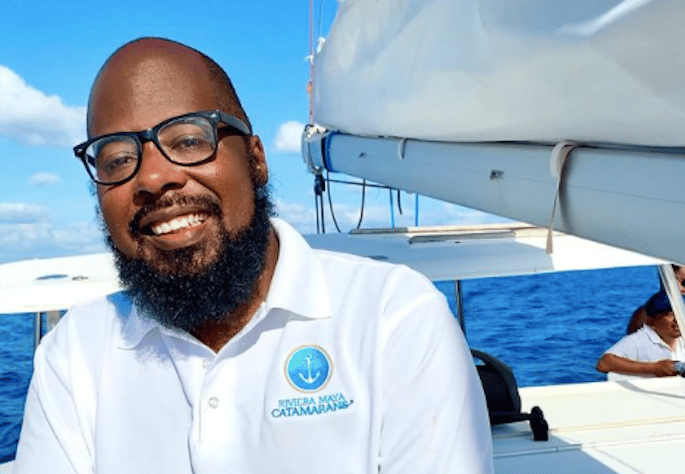 Black Travel Gram