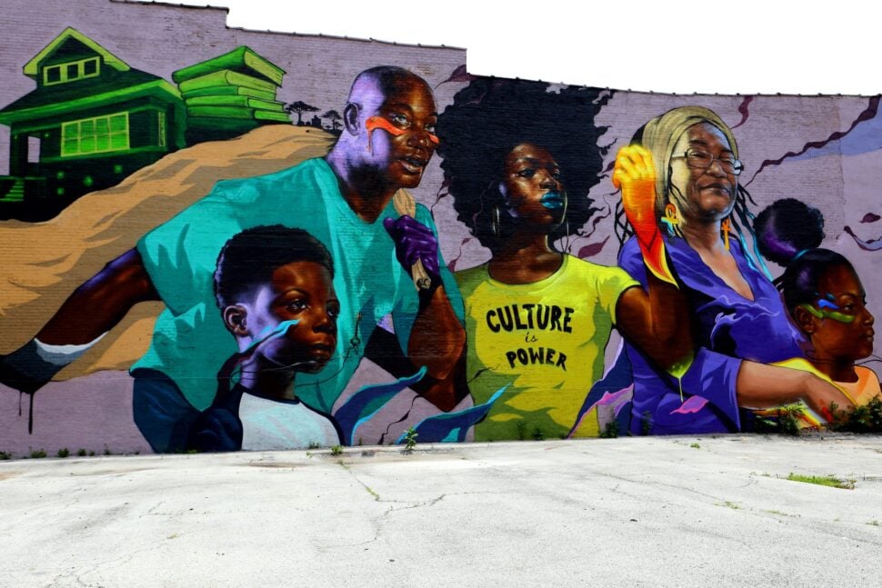 Max Sansing's 'Culture Is Power' mural in Chicago