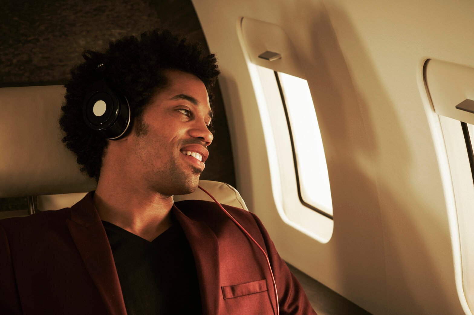 Best Foot Rests For Staying Comfortable During A Flight