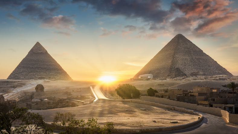 pyramids of egypt