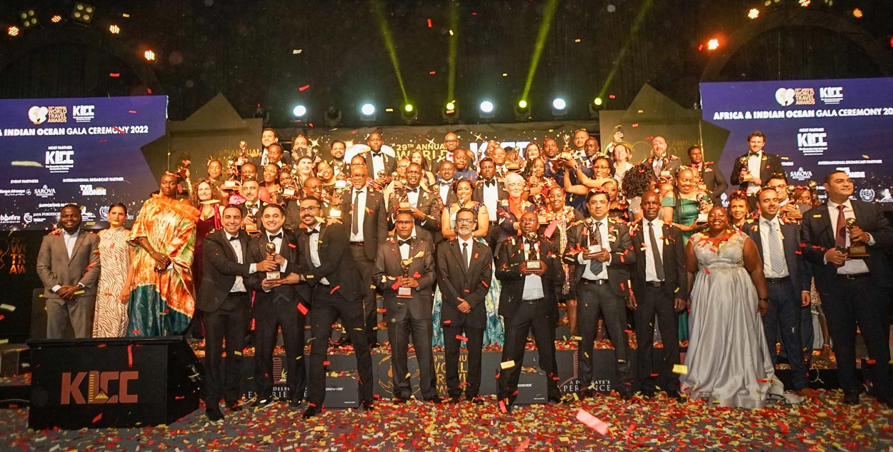 2022 World Travel Awards winners group photo