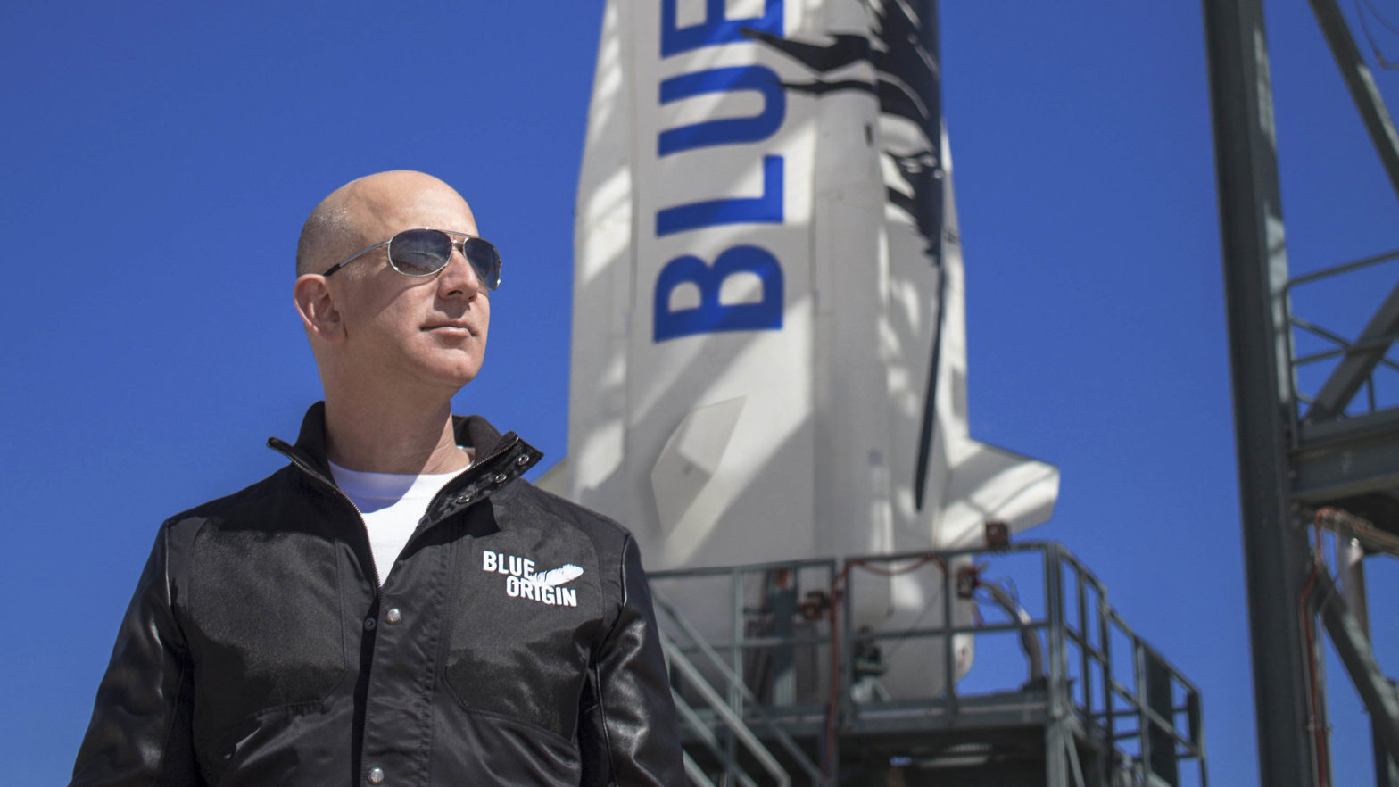 Jeff Bezos Is Sending His Girlfriend On A Girls' Trip To Space