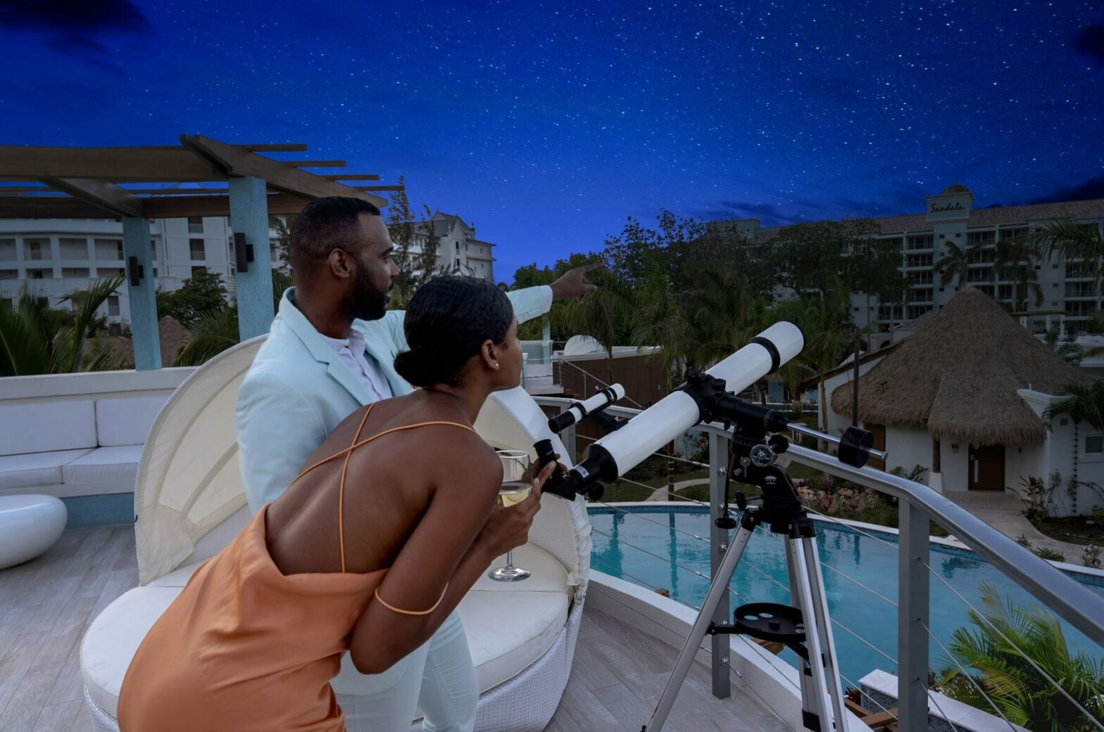 Sandals Dunn's River Introduces New Stargazing Concierge