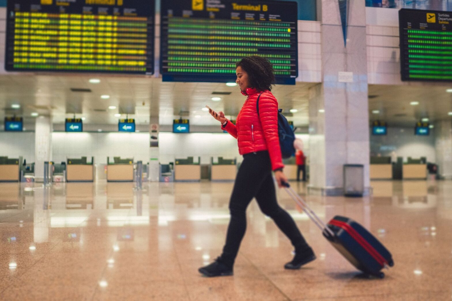 woman solo trip in airport