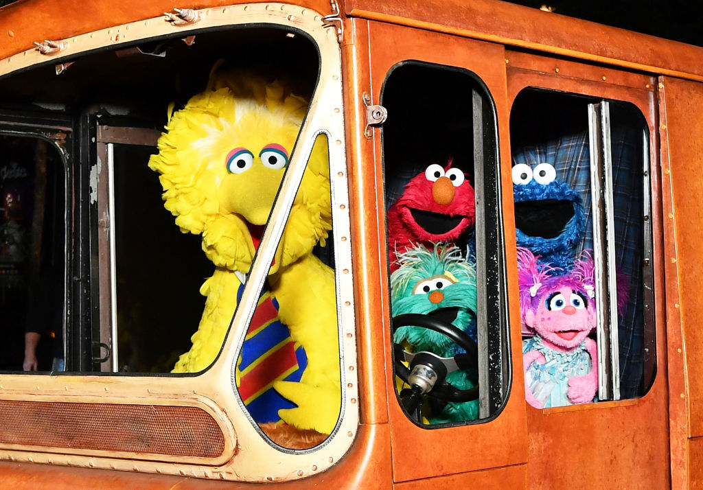 United Airlines Provides Relief For Traveling Kids With New Sesame Street Amenity Kits