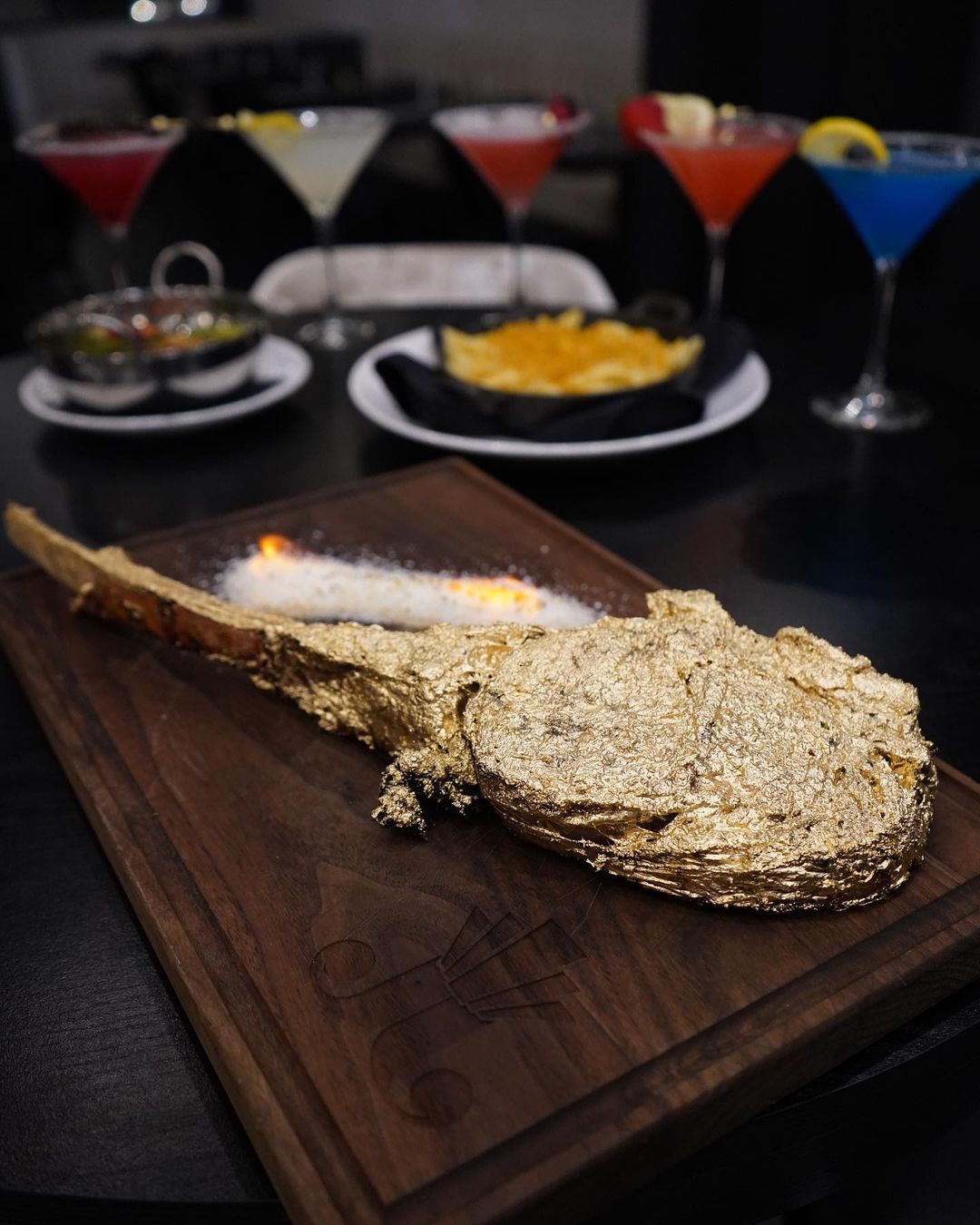 Juliet, speakeasy in Houston - Gold Steak