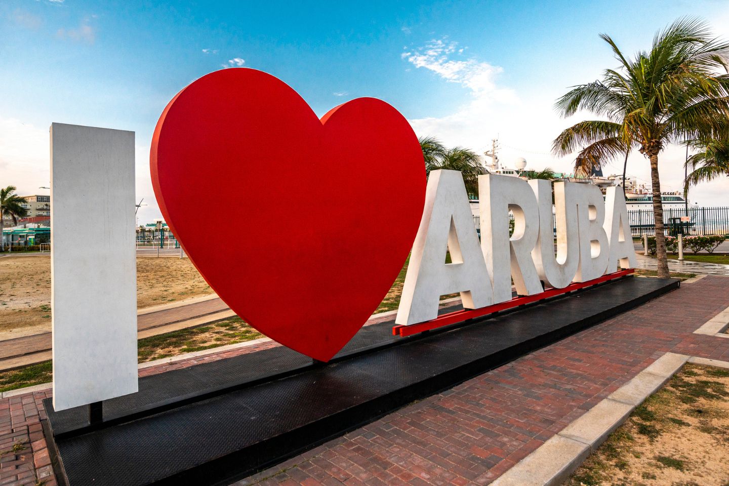 I heart Aruba sign