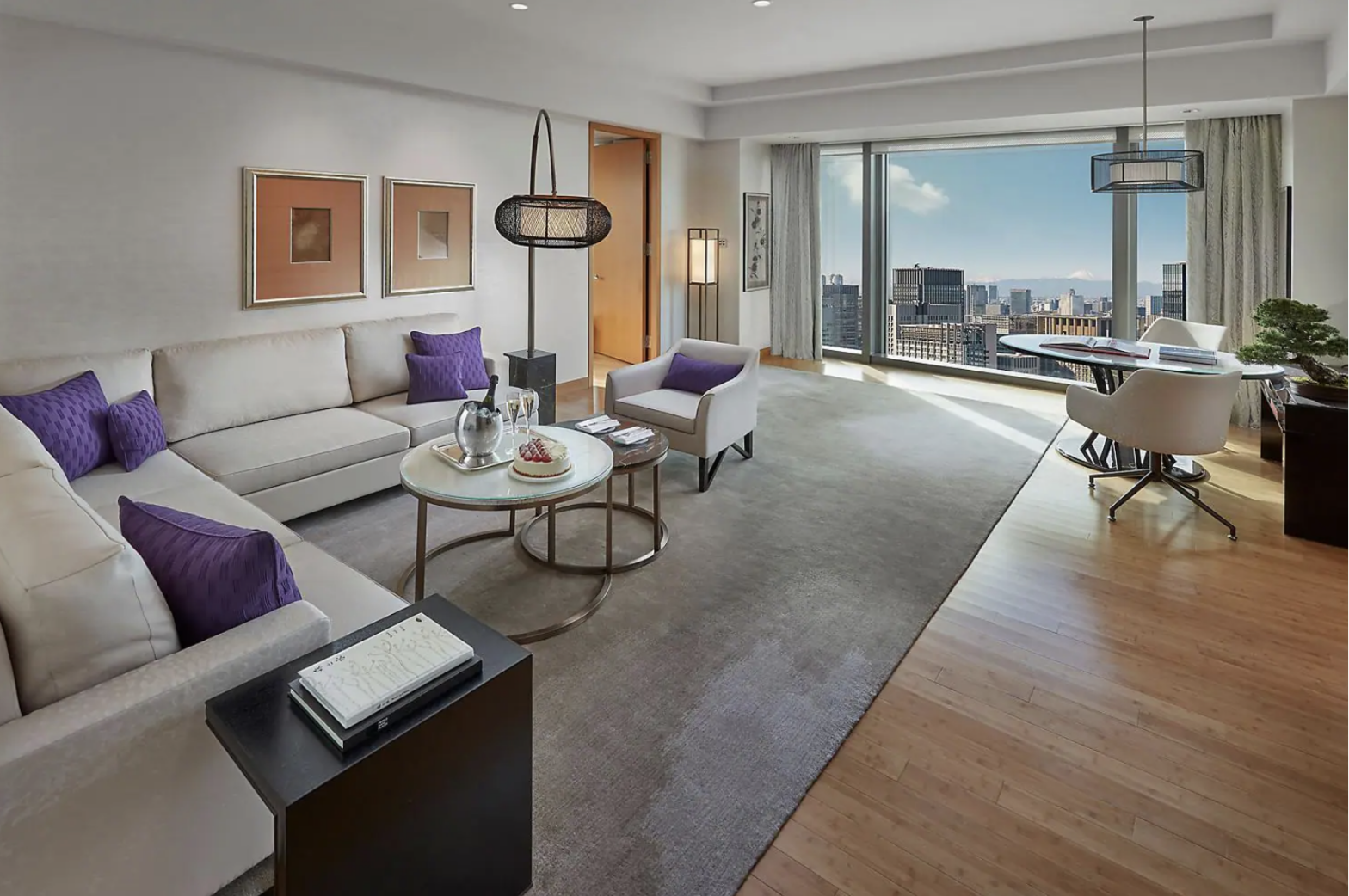 suite at Mandarin Oriental Tokyo