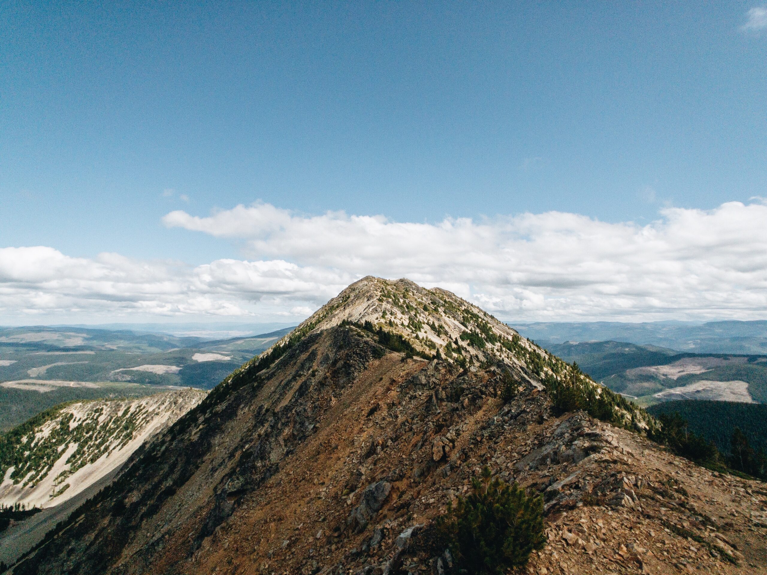 Learn more about where "Eragon" was filmed and why the destinations are highly sought after by travelers.
pictured: The Canadian mountains and clear skies that provided a backdrop for the Eragon film