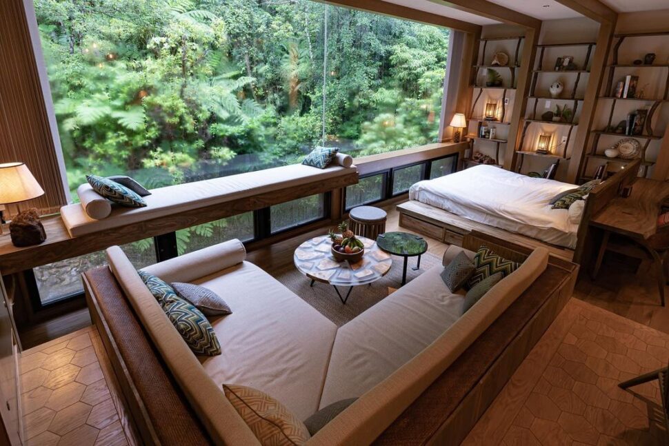 Treeful Treehouse in Japan