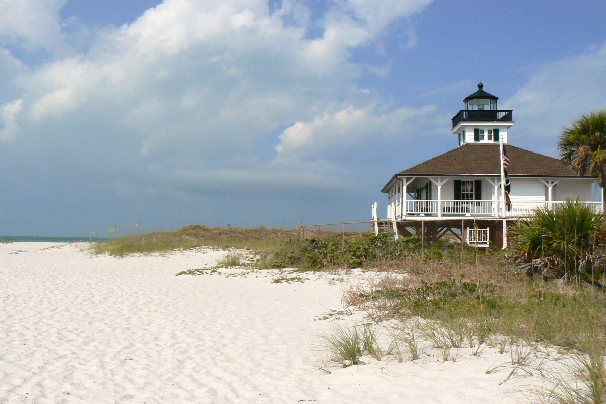 Visit This Hidden 110-Year-Old Inn on a Florida Barrier Island