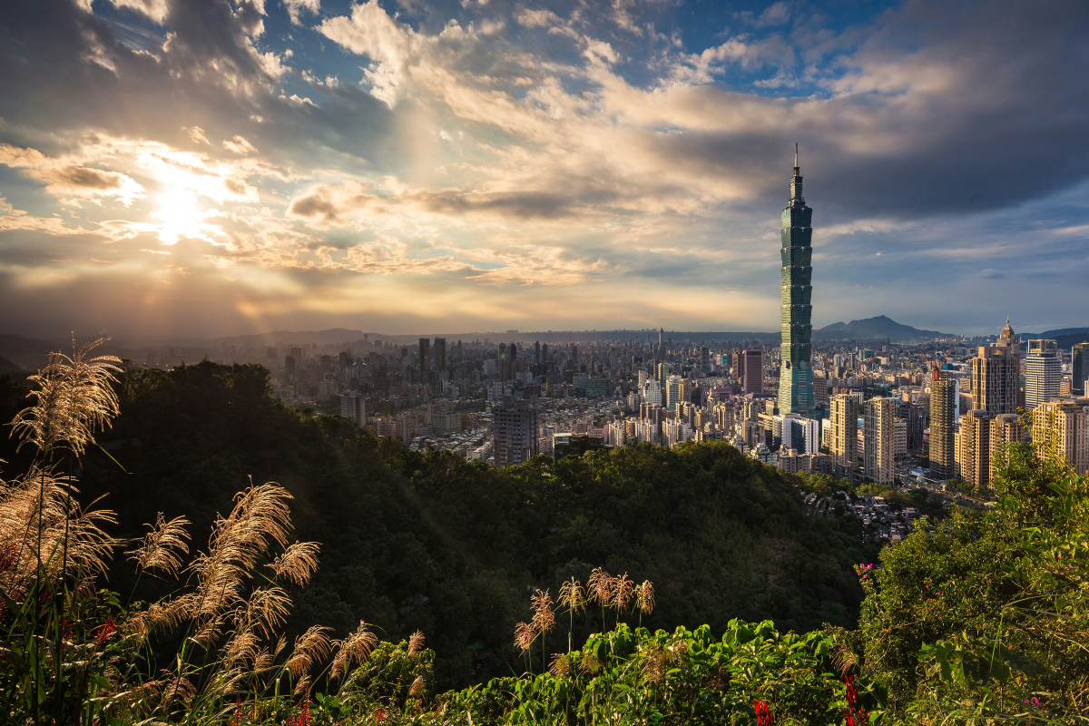 This Guinness World Record-Breaking 'Church' In Taiwan Resembles Cinderella's Glass Slipper