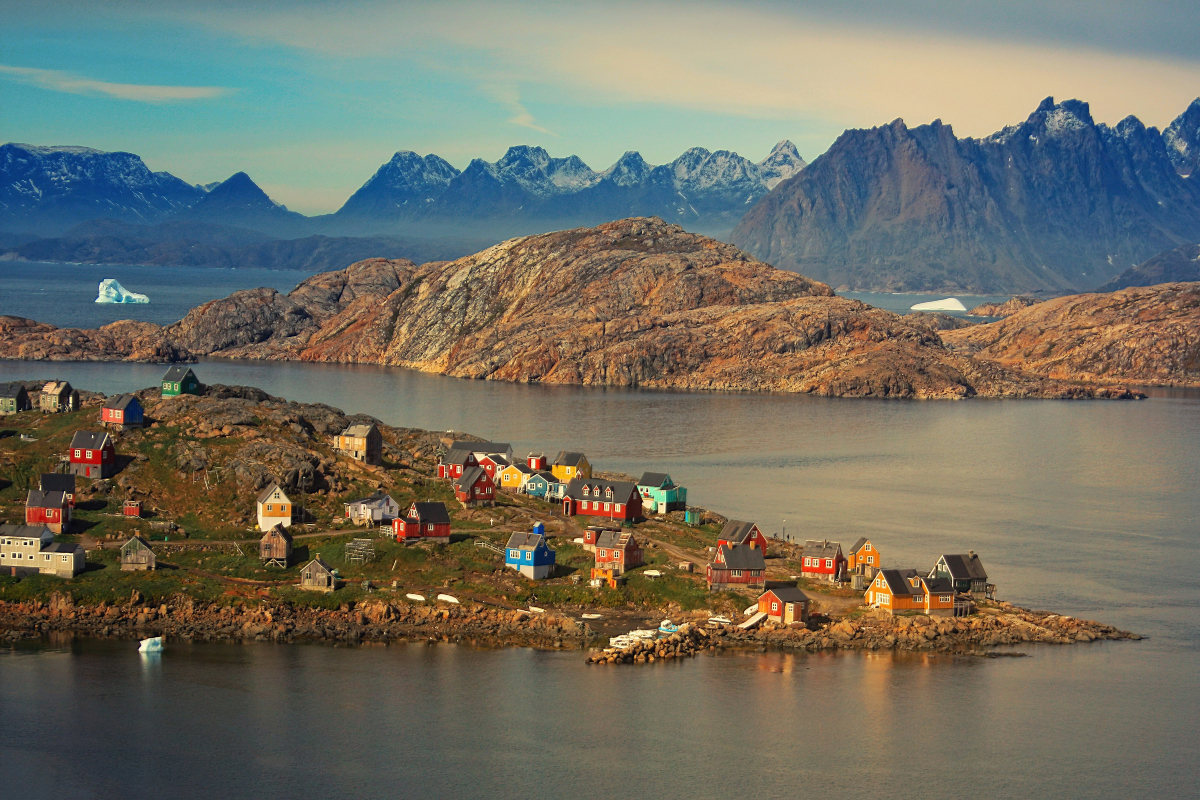 Witness 24-Hour Daylight From Greenland’s Midnight Sun