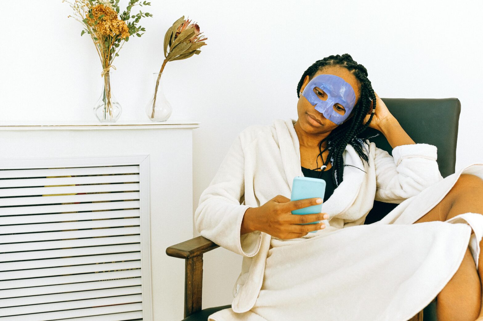 woman doing face mask