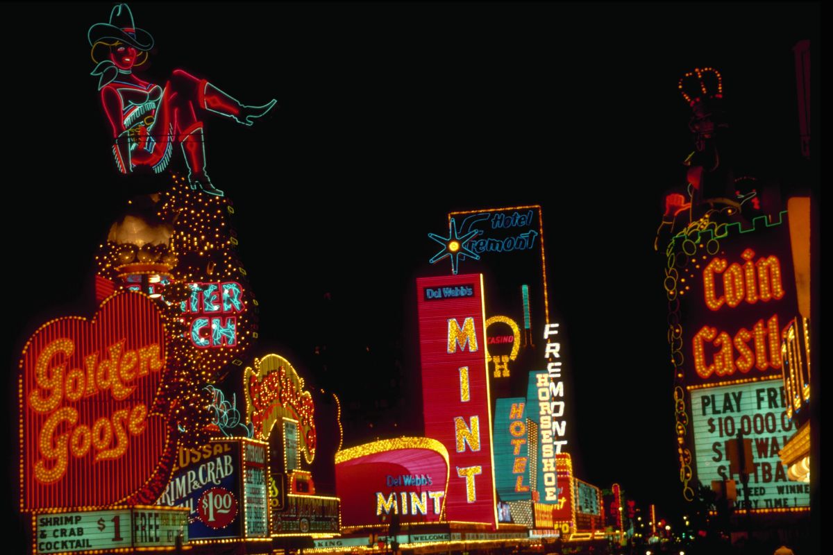 From Cactus Gardens to Hockey Games, Here's How to Enjoy Las Vegas During the Week of Christmas