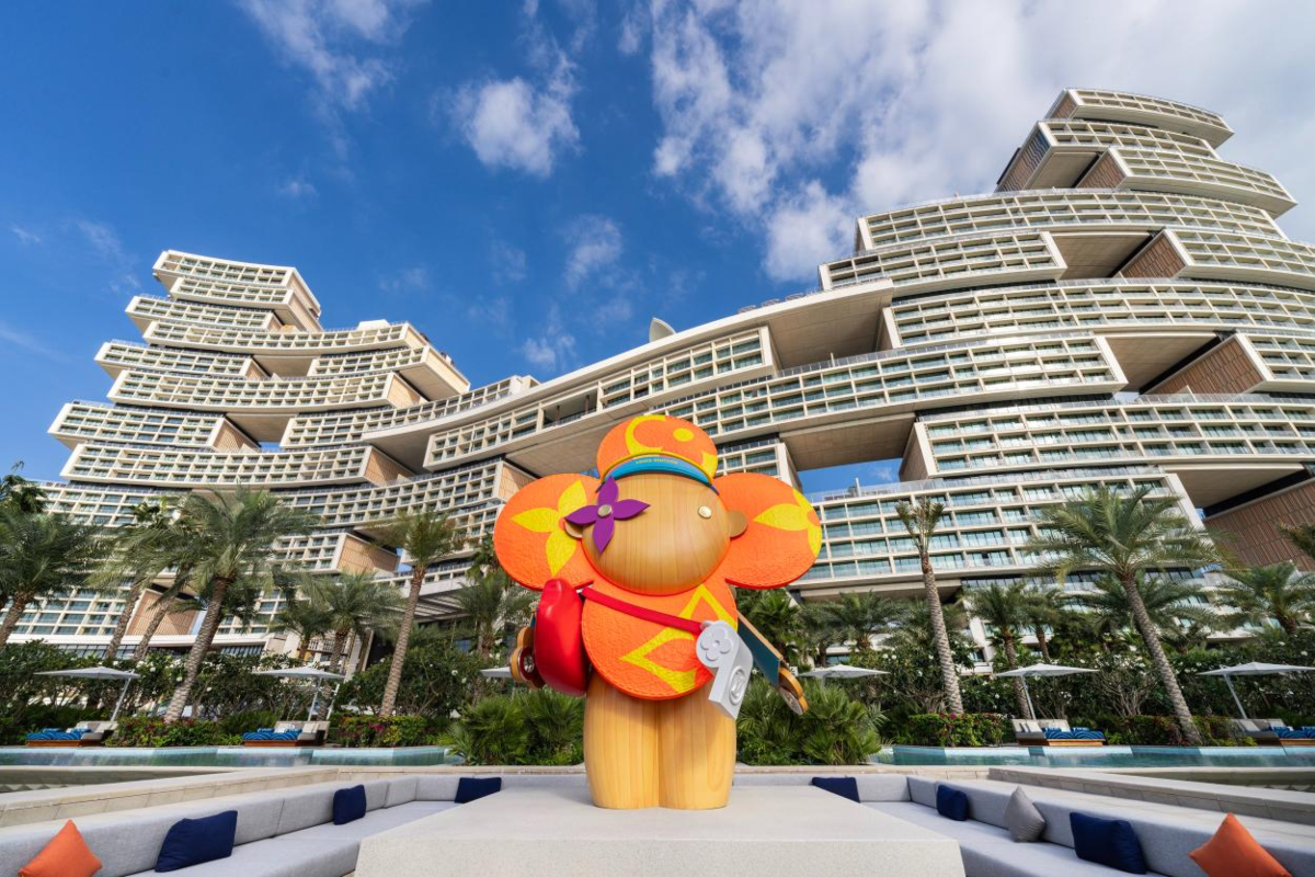 life guard vivienne at Atlantis The Royal in Dubai