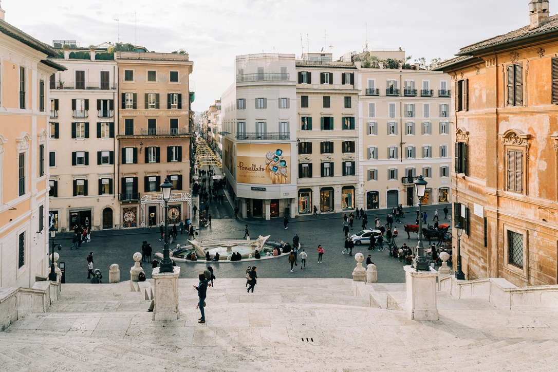 Rome's busy streets helped make the series "Ripley" more authentic. 
pictured: a bustling street of Rome