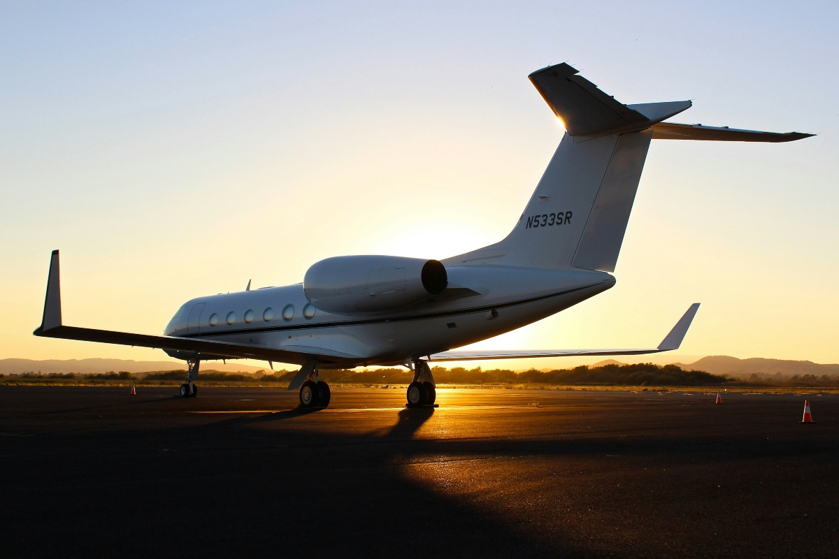 A New Black-Owned Flight School Is Making Waves In The Race For More Minority Pilots