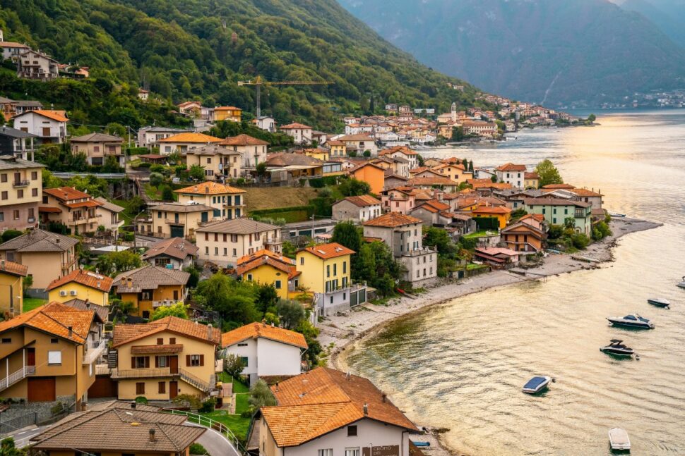 Beautiful Houses on the Shore of Lake Como, Bellagio, Italy