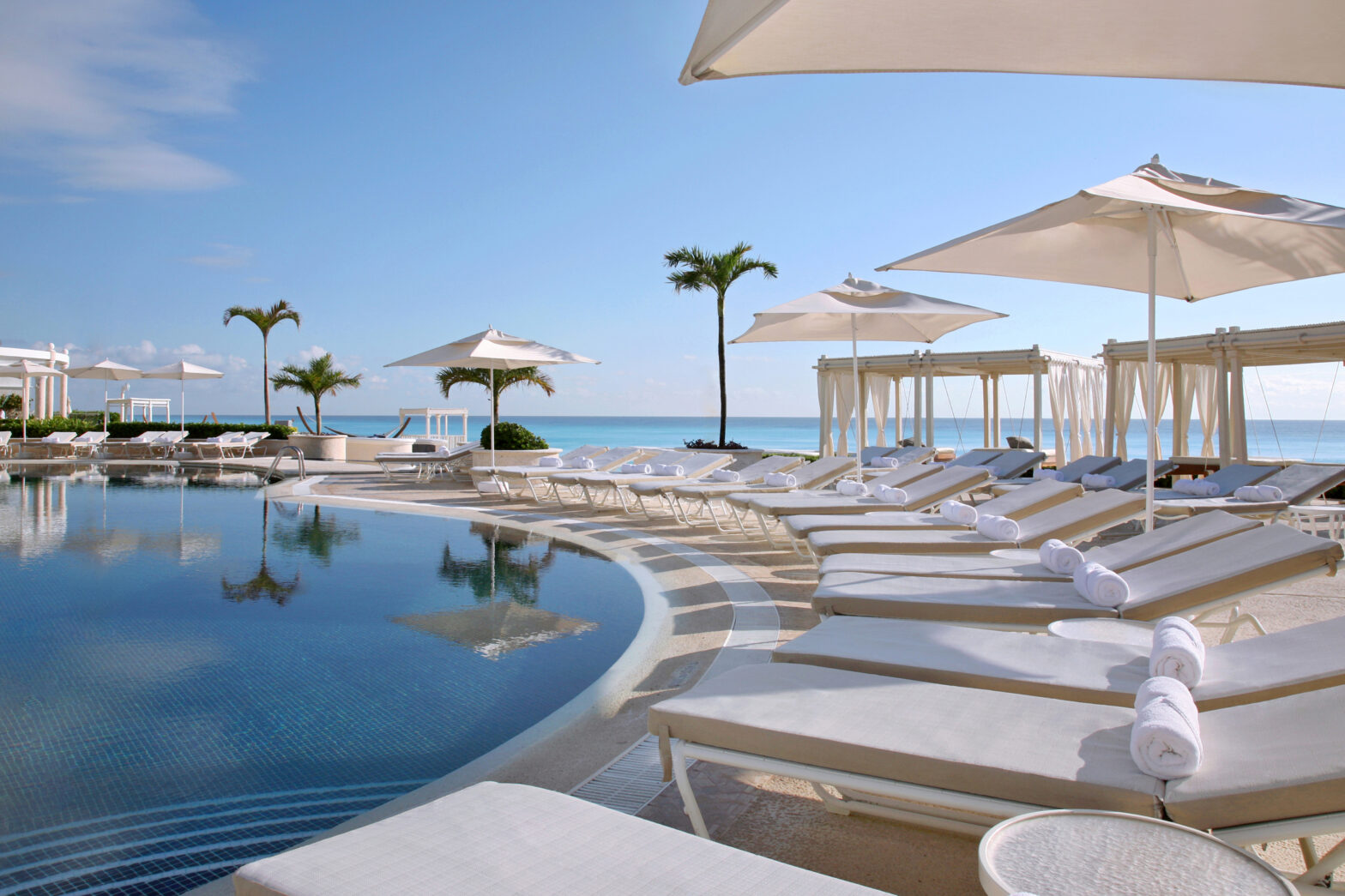 Beachfront Bliss: Discovering the Charm of This All-Inclusive Cancun Resort