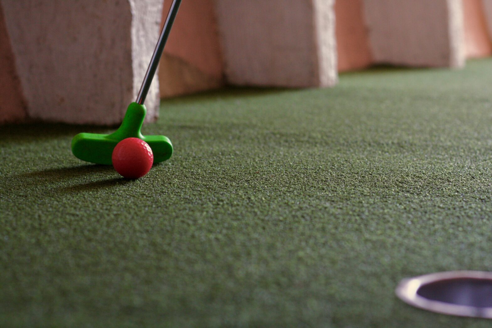 This Beach Destination Has The Nation's First Mini Golf Trail