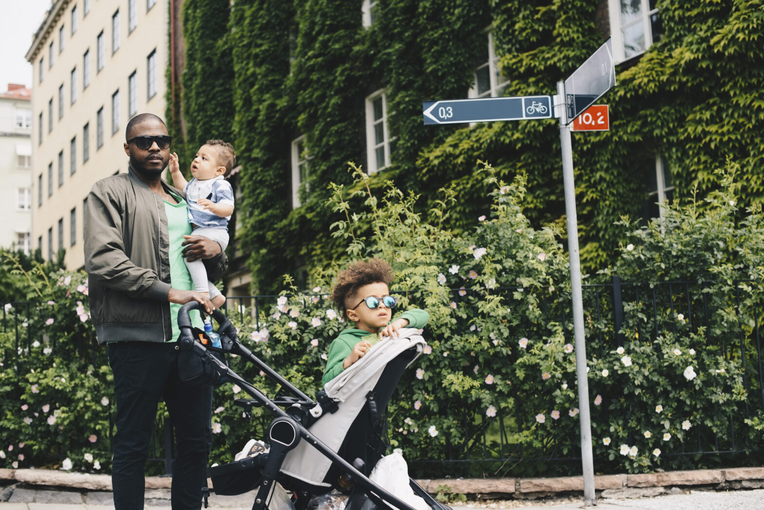 Dallas Fathers Find Community And Support In Daddy Stroller Club