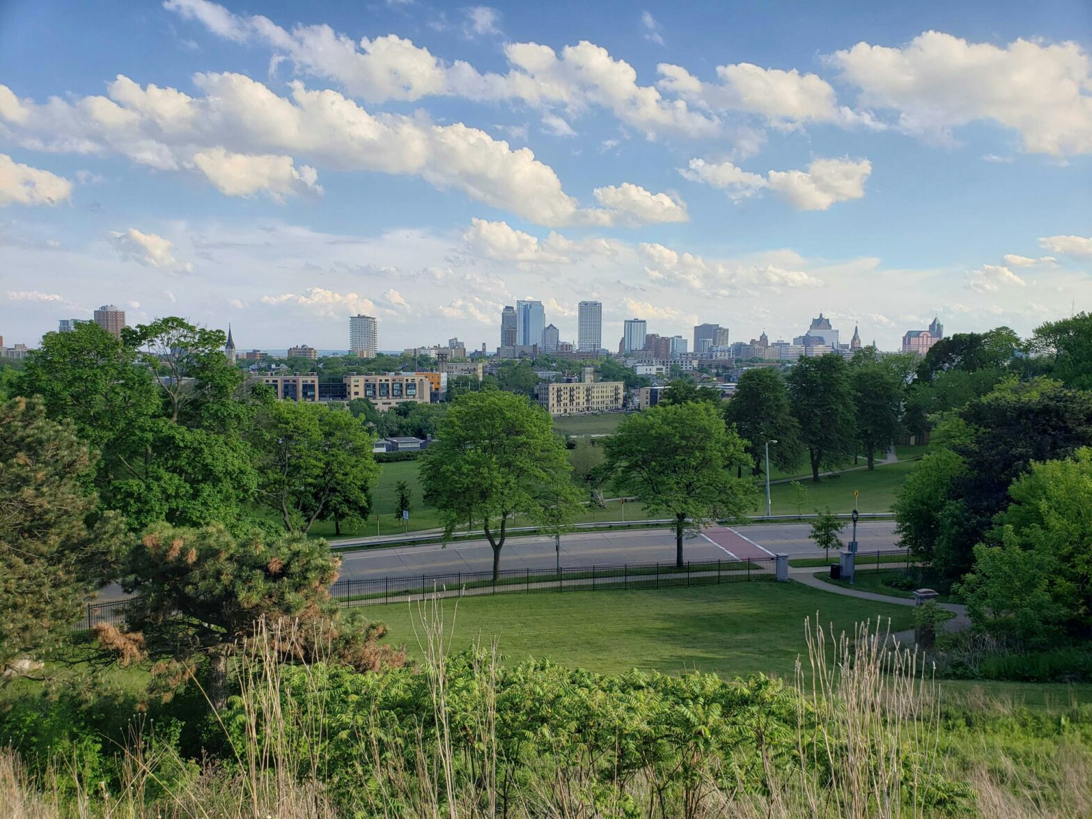 Milwaukee skyline from the north-west at Kilbourn Resevoir Park