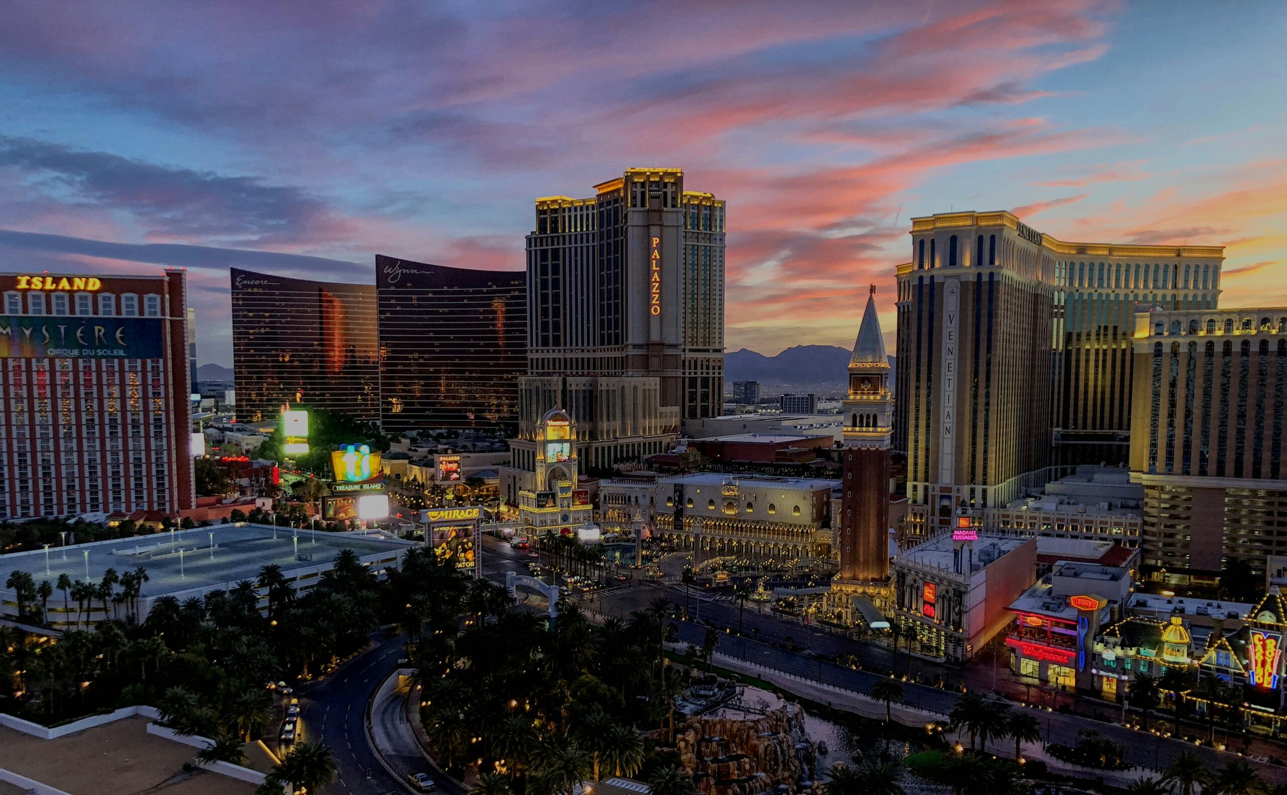 This is what travelers should know about the Las Vegas resort that is the second largest hotel in the world.
Pictured: Las Vegas strip