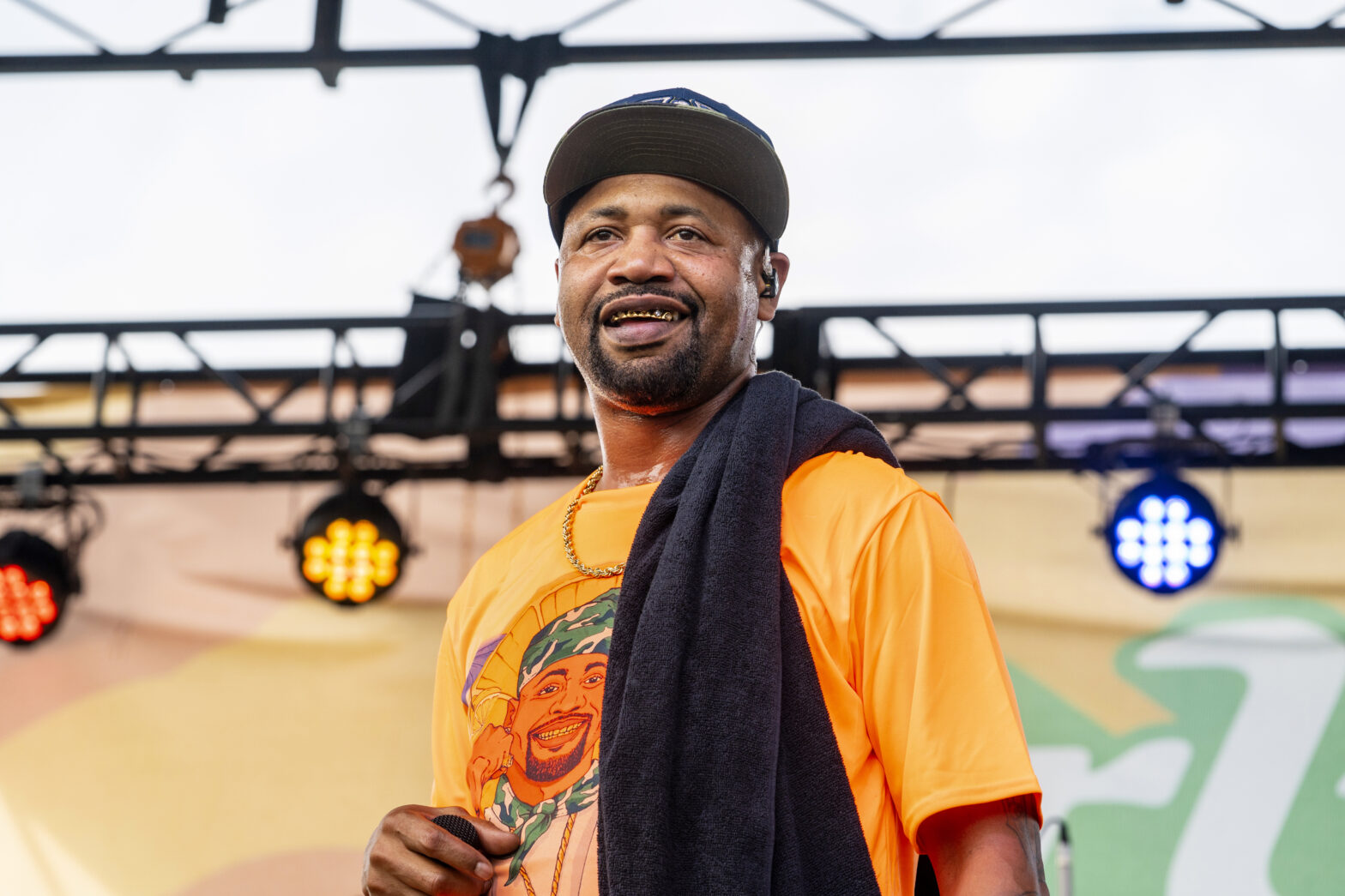 Rapper Juvenile criticizes American Airlines after removing first class seats