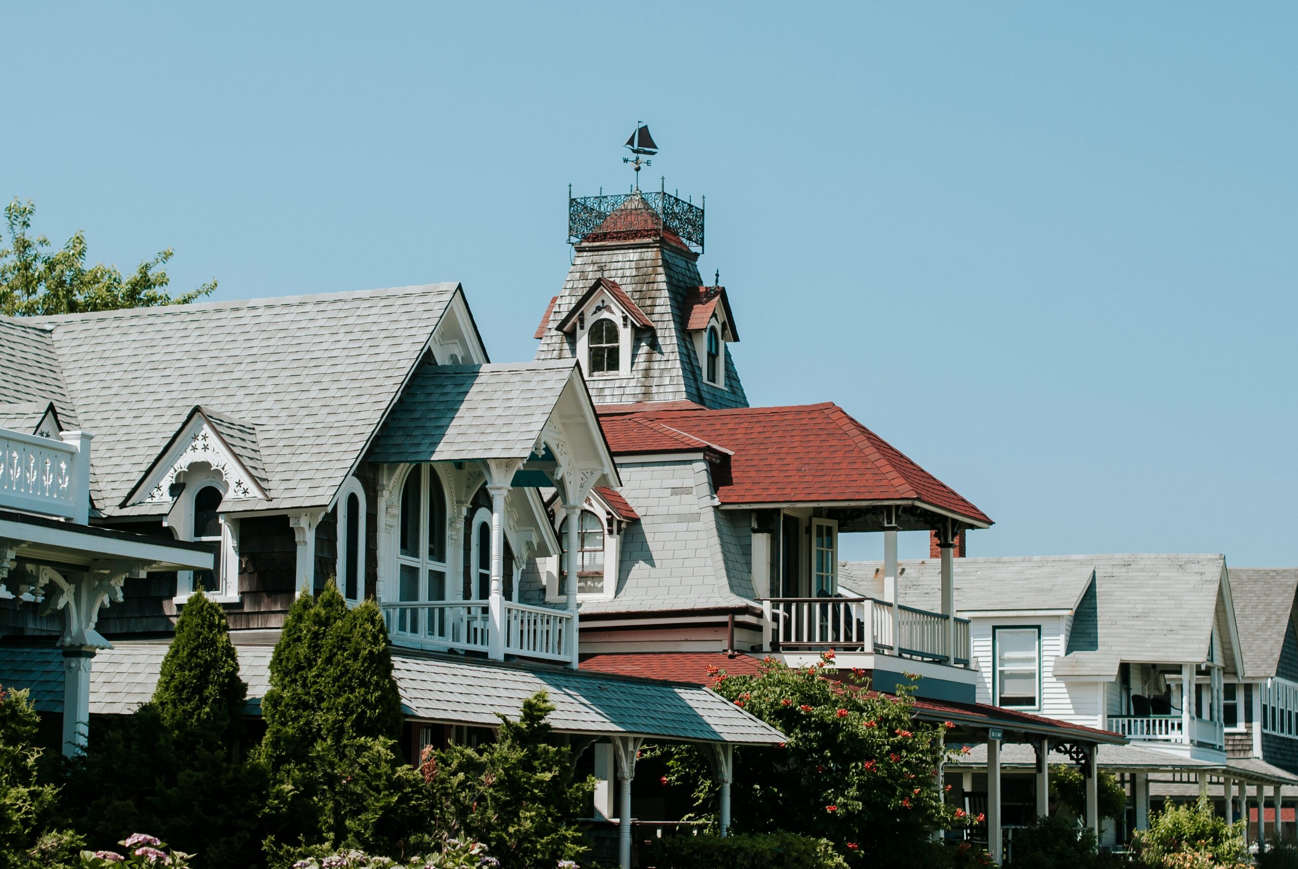 Travelers should visit Martha’s Vineyard for its rich history. 
Pictured: Martha’s Vineyard historical buildings 