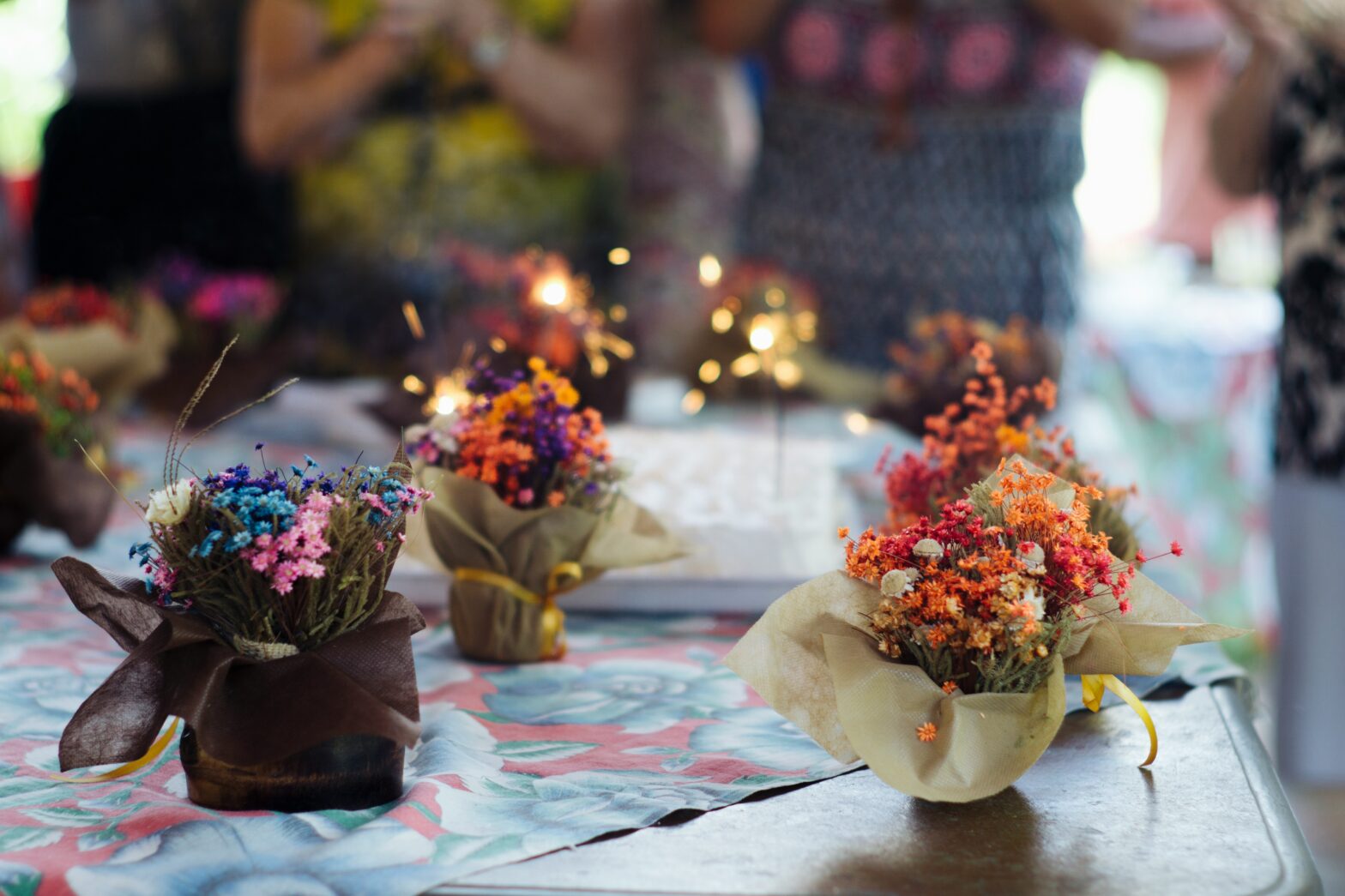 tablescape with flowers