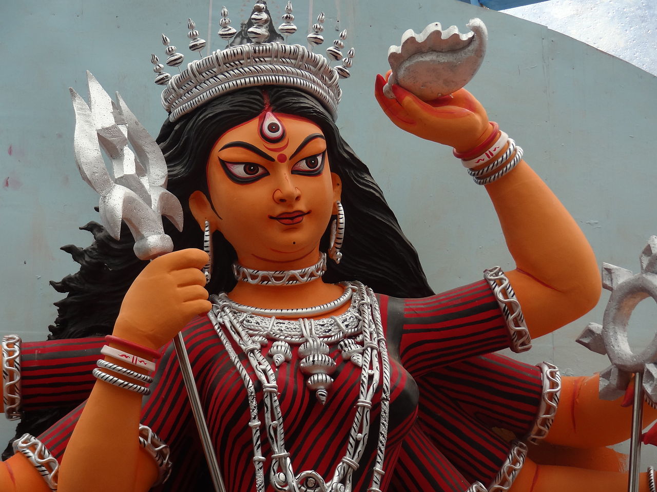 Maa Durga statue holding weapons