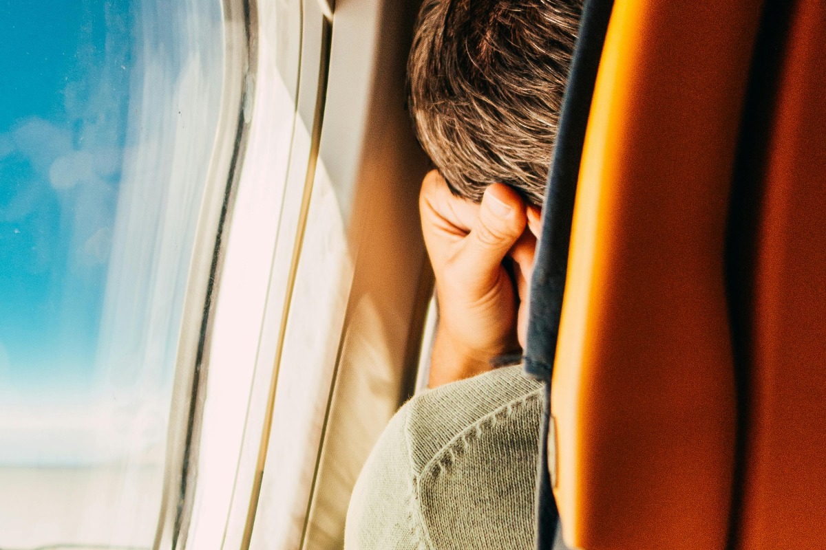 Flight Passenger Goes Viral For Crew Member’s ‘Airplane Ear’ Hack