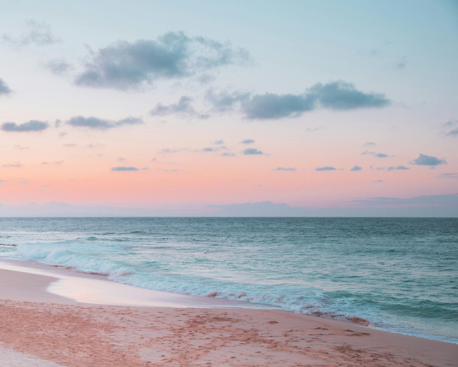 Snag A Savings-Filled Trip To Bermuda During Its Annual Pink Sale