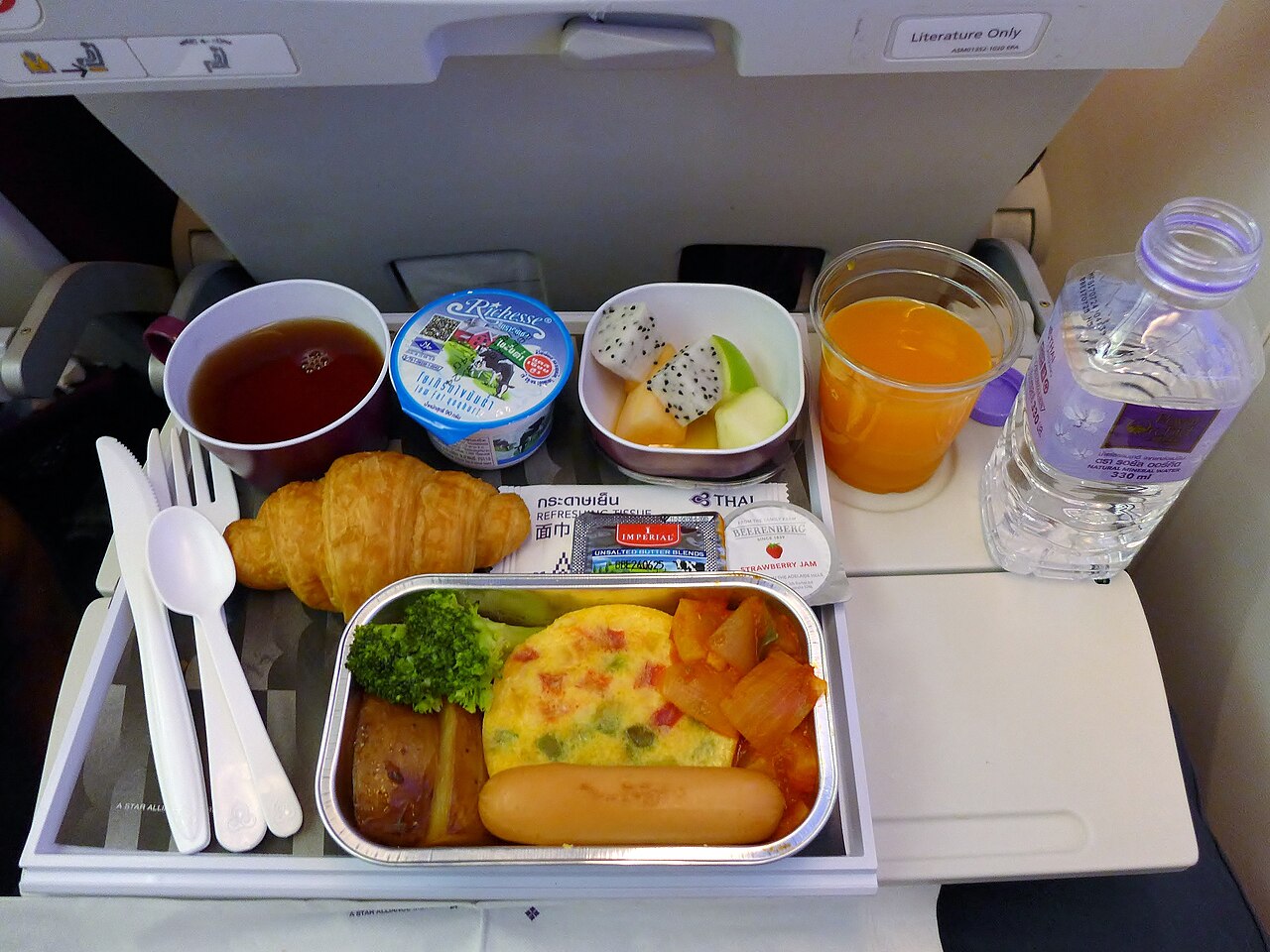 Answering an Age-Old Question: What's the Deal With Airline Food?