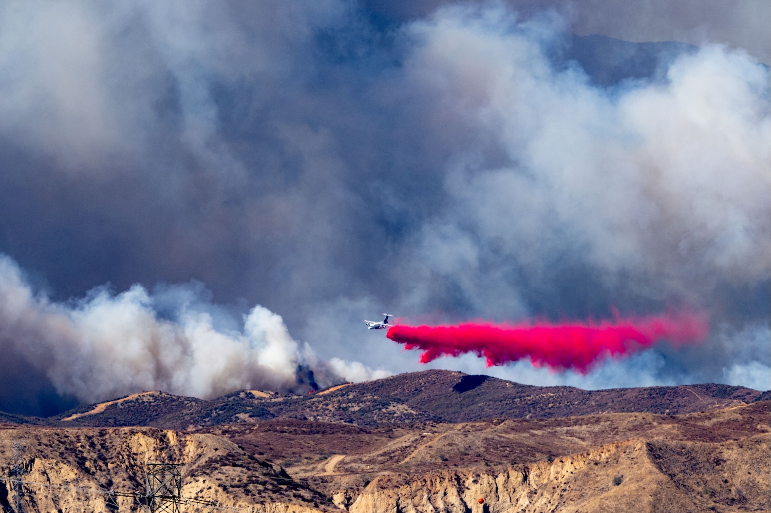 New Fire Erupts In Southern California, Forcing Mass Evacuations