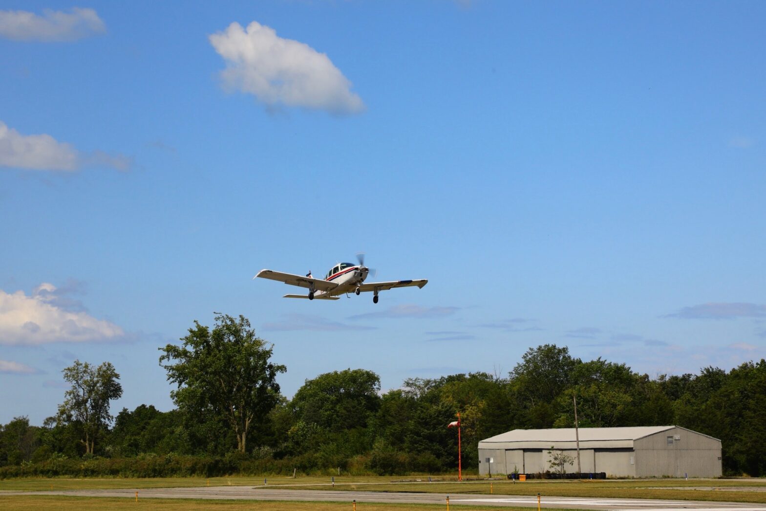 Single-Engine Planes Collide In Arizona, Leaving Two Dead