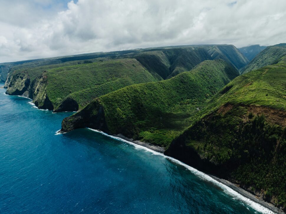 Ciff of Hawaii's big island overlooking the ocean.