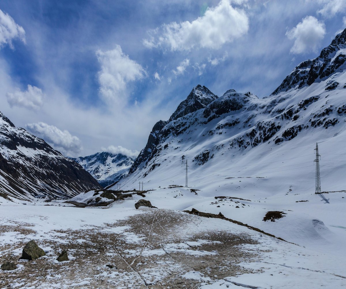 Swiss Alpine Village Buried As Glacier Collapses