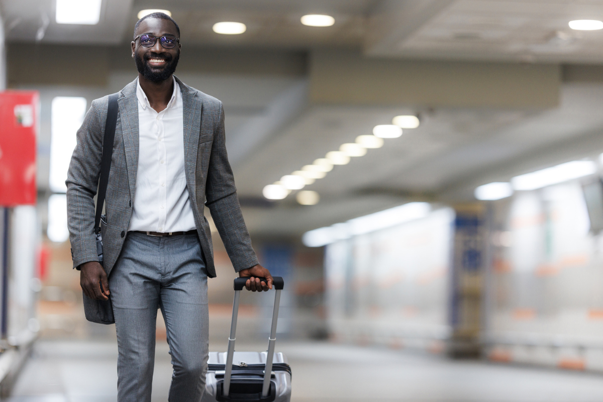 Don't Miss Your Flight: Essential Checked Baggage Cutoff Times For Major Airlines In 2025