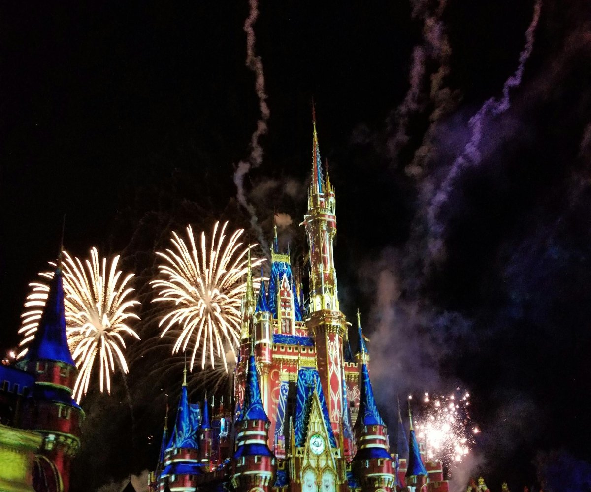 Disney Reveals Plans For First New Theme Park In A Generation: Disneyland Abu Dhabi