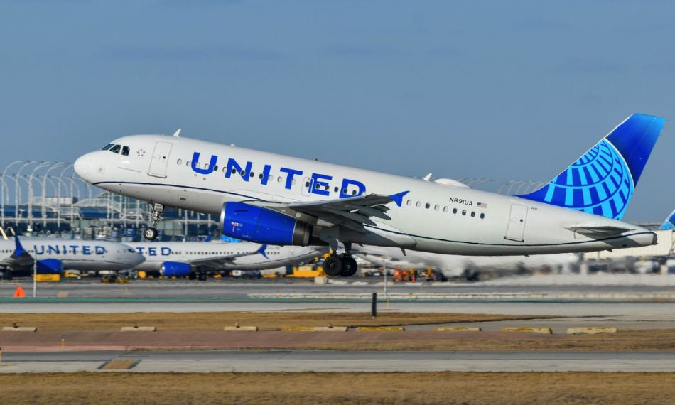 Here's What To Know About How United Airlines Is Making Flight Connections Easier For Its Flyers