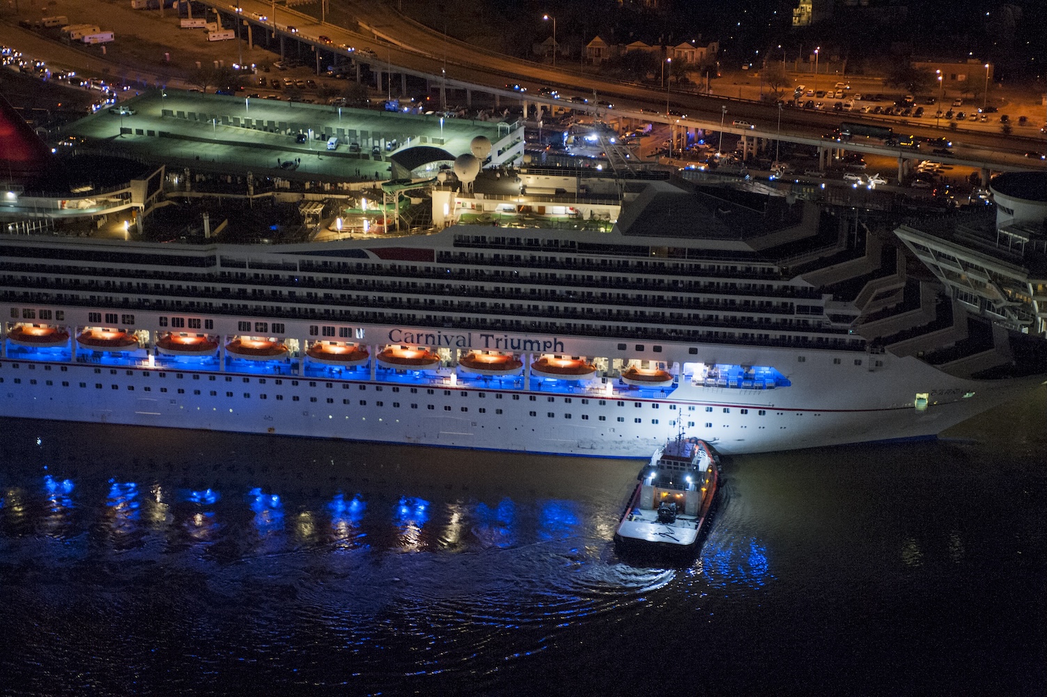 Crazy Things We Learned From Watching Netflix's 'Trainwreck: Poop Cruise'