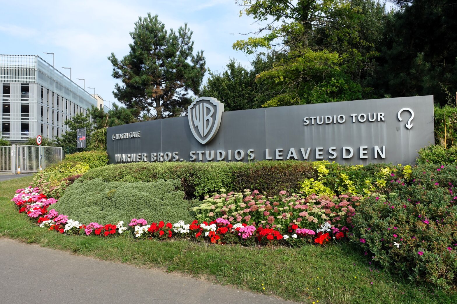 Where Was 'Practical Magic 2' Filmed? Upcoming Sequel Swaps Coupeville For England