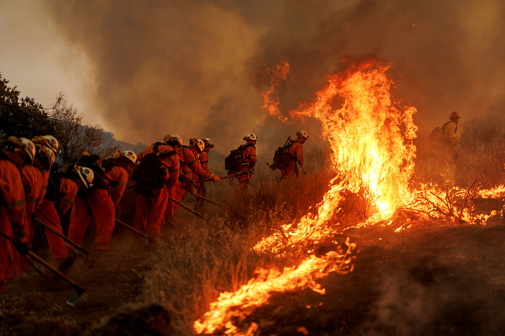 Raging 'Canyon Fire' In Ventura County Near Lake Piru Spreads Into LA – Evacuation Zones And What To Know